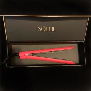 •SOLD• Soleil Flat Iron